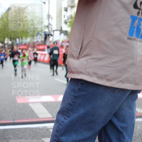 25.04.2026 - Das Zehntel Strokosch-Dieckow http://msf.ph/oto/9623306 25.04.2026 08:56:32 Ziel 1008, 1123, 1875, 1898, 2196, 2207, 2319, 2494, 2527, 2686, 3080, 3228, 3234, 3275, 3875, 3980, 4035 meine-sportfotos.de