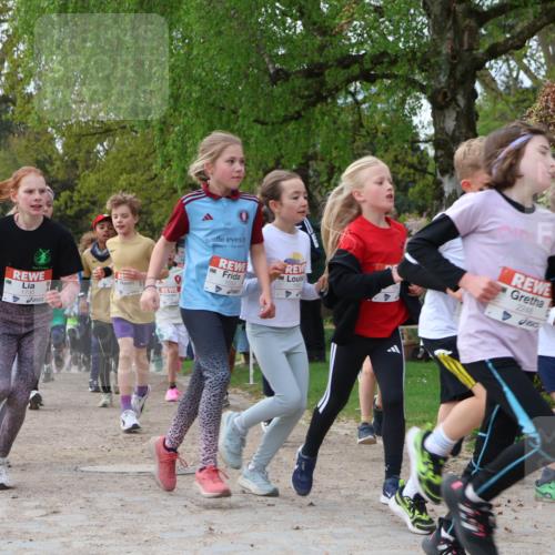 25.04.2026 - Das Zehntel Zöllner http://msf.ph/oto/9623308 25.04.2026 07:42:06 Laufen 1730, 1053, 2248, 3532 meine-sportfotos.de