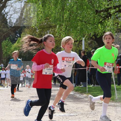 25.04.2026 - Das Zehntel Zöllner http://msf.ph/oto/9623319 25.04.2026 11:39:55 Laufen 5, 10255, 11521, 12765 meine-sportfotos.de
