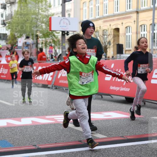 25.04.2026 - Das Zehntel Strokosch-Dieckow http://msf.ph/oto/9623376 25.04.2026 08:56:36 Ziel 1008, 1155, 1388, 1575, 1638, 1875, 1898, 2002, 2071, 2108, 2196, 2207, 2319, 2494, 2527, 2686, 3080, 3101, 3234, 3275, 3354, 3360, 3875, 4035 meine-sportfotos.de