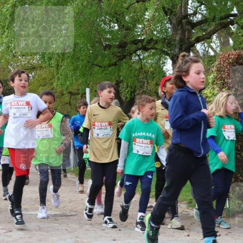 25.04.2026 - Das Zehntel Zöllner http://msf.ph/oto/9623377 25.04.2026 07:42:10 Laufen 1760, 260, 2883, 1424, 2409 meine-sportfotos.de