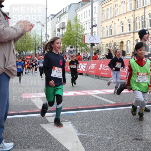 25.04.2026 - Das Zehntel Strokosch-Dieckow http://msf.ph/oto/9623386 25.04.2026 08:56:36 Ziel 1008, 1155, 1388, 1575, 1638, 1875, 1898, 2002, 2071, 2108, 2196, 2207, 2319, 2494, 2527, 2686, 3080, 3101, 3234, 3275, 3354, 3360, 3875, 4035 meine-sportfotos.de