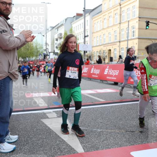 25.04.2026 - Das Zehntel Strokosch-Dieckow http://msf.ph/oto/9623429 25.04.2026 08:56:37 Ziel 1155, 1388, 1575, 1638, 1639, 1875, 1898, 1963, 1968, 2002, 2071, 2108, 2196, 2207, 2319, 2494, 2686, 3101, 3234, 3275, 3354, 3360, 3875, 3975, 4035 meine-sportfotos.de