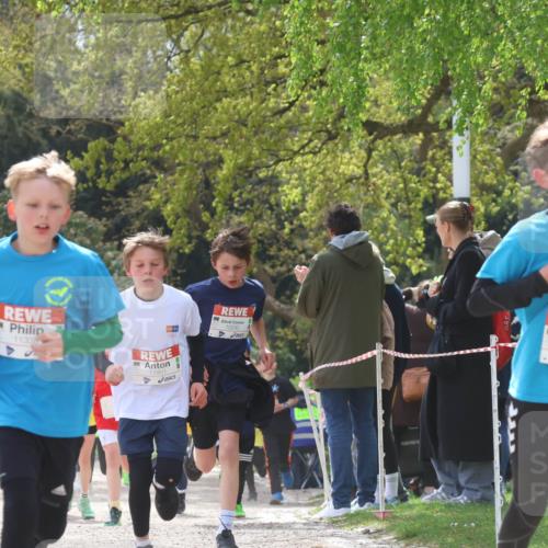 25.04.2026 - Das Zehntel Zöllner http://msf.ph/oto/9623439 25.04.2026 11:39:58 Laufen 11911, 11338, 10240, 10394 meine-sportfotos.de