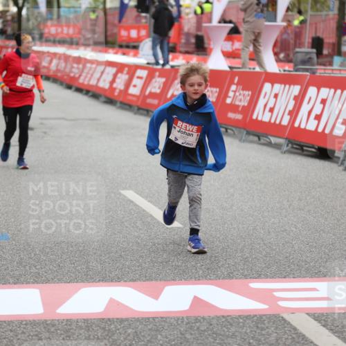 25.04.2026 - Das Zehntel Strokosch-Dieckow http://msf.ph/oto/9623513 25.04.2026 09:15:15 Ziel 2088, 2106, 3907 meine-sportfotos.de