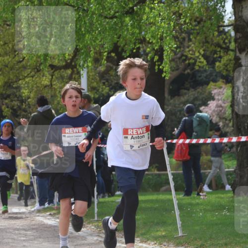25.04.2026 - Das Zehntel Zöllner http://msf.ph/oto/9623519 25.04.2026 11:40:00 Laufen 11911, 2, 10240, 11901 meine-sportfotos.de