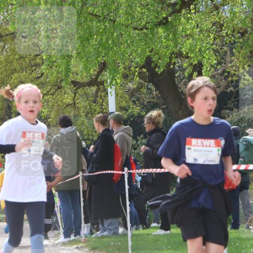 25.04.2026 - Das Zehntel Zöllner http://msf.ph/oto/9623534 25.04.2026 11:40:01 Laufen 10984, 10240 meine-sportfotos.de