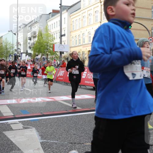 25.04.2026 - Das Zehntel Strokosch-Dieckow http://msf.ph/oto/9623541 25.04.2026 08:56:39 Ziel 1155, 1388, 1575, 1638, 1639, 1875, 1898, 1963, 1968, 2002, 2071, 2108, 2319, 2565, 2615, 2669, 3101, 3234, 3354, 3360, 3844, 3849, 3875, 3975, 4058 meine-sportfotos.de