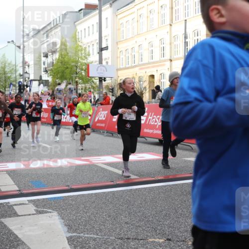 25.04.2026 - Das Zehntel Strokosch-Dieckow http://msf.ph/oto/9623550 25.04.2026 08:56:39 Ziel 1155, 1388, 1575, 1638, 1639, 1875, 1898, 1963, 1968, 2002, 2071, 2108, 2319, 2565, 2615, 2669, 3101, 3234, 3354, 3360, 3844, 3849, 3875, 3975, 4058 meine-sportfotos.de