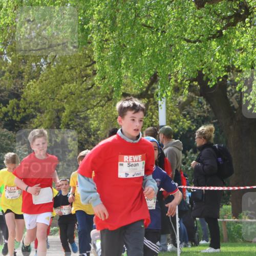 25.04.2026 - Das Zehntel Zöllner http://msf.ph/oto/9623558 25.04.2026 11:40:02 Laufen 10981, 4, 10984 meine-sportfotos.de