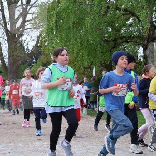 25.04.2026 - Das Zehntel Zöllner http://msf.ph/oto/9623561 25.04.2026 07:42:22 Laufen 4, 3324, 240 meine-sportfotos.de