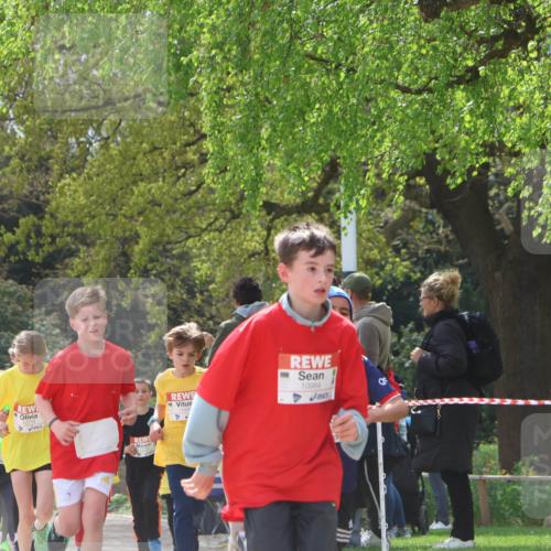 25.04.2026 - Das Zehntel Zöllner http://msf.ph/oto/9623563 25.04.2026 11:40:02 Laufen 10981, 10984 meine-sportfotos.de