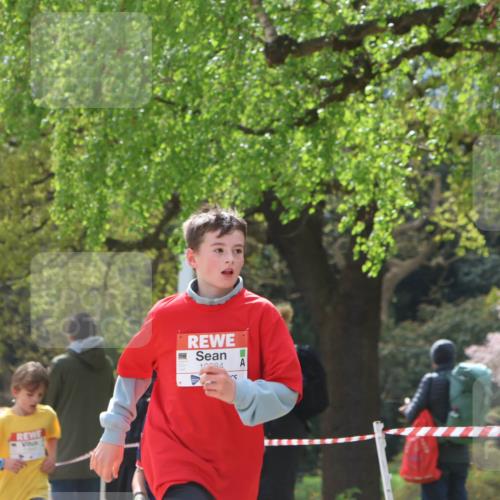 25.04.2026 - Das Zehntel Zöllner http://msf.ph/oto/9623579 25.04.2026 11:40:02 Laufen 10084 meine-sportfotos.de