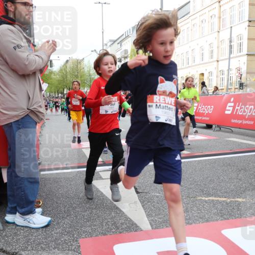 25.04.2026 - Das Zehntel Strokosch-Dieckow http://msf.ph/oto/9623589 25.04.2026 08:56:40 Ziel 1155, 1302, 1388, 1575, 1638, 1639, 1645, 1828, 1877, 1963, 1968, 2002, 2071, 2108, 2565, 2594, 2615, 2669, 3002, 3101, 3354, 3360, 3520, 3526, 3844, 3849, 3875, 3975, 4058 meine-sportfotos.de