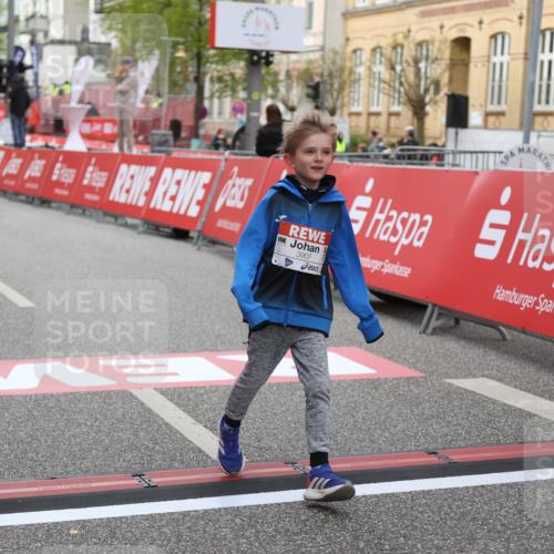 25.04.2026 - Das Zehntel Strokosch-Dieckow http://msf.ph/oto/9623593 25.04.2026 09:15:17 Ziel 2106, 3907 meine-sportfotos.de