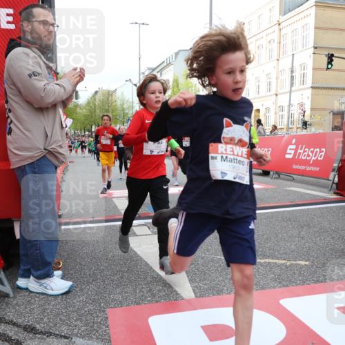 25.04.2026 - Das Zehntel Strokosch-Dieckow http://msf.ph/oto/9623599 25.04.2026 08:56:40 Ziel 1155, 1302, 1388, 1575, 1638, 1639, 1645, 1828, 1877, 1963, 1968, 2002, 2071, 2108, 2565, 2594, 2615, 2669, 3002, 3101, 3354, 3360, 3520, 3526, 3844, 3849, 3875, 3975, 4058 meine-sportfotos.de