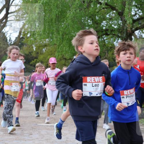 25.04.2026 - Das Zehntel Zöllner http://msf.ph/oto/9623654 25.04.2026 07:42:28 Laufen 1261, 1267, 1250 meine-sportfotos.de
