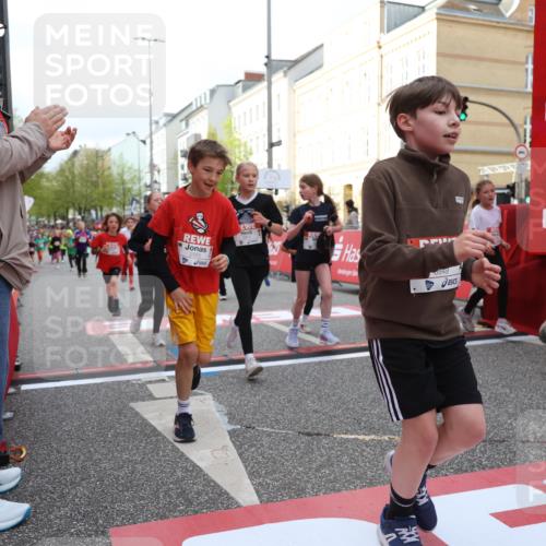 25.04.2026 - Das Zehntel Strokosch-Dieckow http://msf.ph/oto/9623661 25.04.2026 08:56:42 Ziel 1155, 1302, 1316, 1575, 1638, 1639, 1645, 1717, 1740, 1828, 1877, 1963, 1968, 2002, 2071, 2108, 2296, 2565, 2594, 2615, 2669, 2895, 3002, 3354, 3360, 3520, 3526, 3844, 3849, 3975, 4058 meine-sportfotos.de