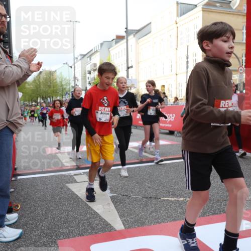 25.04.2026 - Das Zehntel Strokosch-Dieckow http://msf.ph/oto/9623669 25.04.2026 08:56:42 Ziel 1155, 1302, 1316, 1575, 1638, 1639, 1645, 1717, 1740, 1828, 1877, 1963, 1968, 2002, 2071, 2108, 2296, 2565, 2594, 2615, 2669, 2895, 3002, 3354, 3360, 3520, 3526, 3844, 3849, 3975, 4058 meine-sportfotos.de