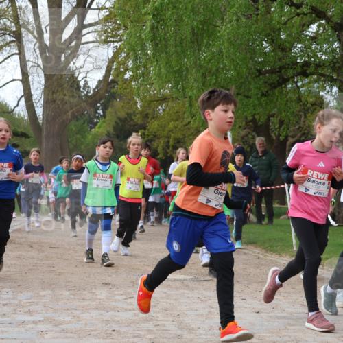 25.04.2026 - Das Zehntel Zöllner http://msf.ph/oto/9623693 25.04.2026 07:42:31 Laufen 3828, 1038, 2026 meine-sportfotos.de