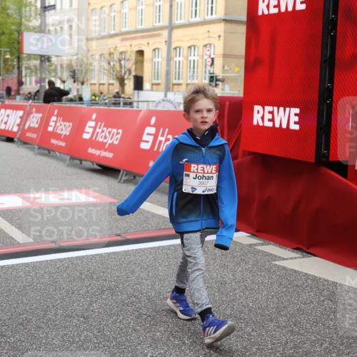 25.04.2026 - Das Zehntel Strokosch-Dieckow http://msf.ph/oto/9623713 25.04.2026 09:15:18 Ziel 2106, 3907 meine-sportfotos.de