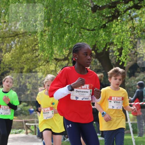 25.04.2026 - Das Zehntel Zöllner http://msf.ph/oto/9623717 25.04.2026 11:40:04 Laufen 11309, 12676, 12318, 10981, 11842 meine-sportfotos.de