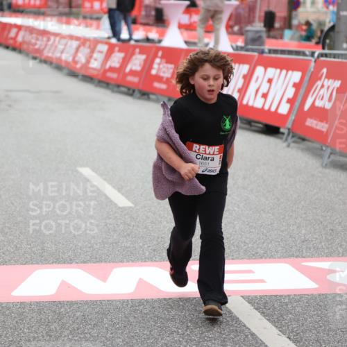 25.04.2026 - Das Zehntel Strokosch-Dieckow http://msf.ph/oto/9623720 25.04.2026 09:15:23 Ziel 1651, 3907 meine-sportfotos.de