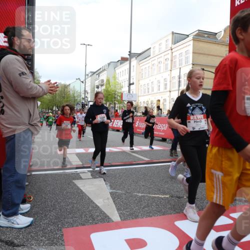 25.04.2026 - Das Zehntel Strokosch-Dieckow http://msf.ph/oto/9623722 25.04.2026 08:56:43 Ziel 1155, 1302, 1316, 1575, 1638, 1639, 1645, 1717, 1740, 1828, 1877, 1963, 1968, 2002, 2108, 2296, 2565, 2594, 2615, 2669, 2895, 3002, 3520, 3526, 3844, 3847, 3849, 3963, 3975, 4058 meine-sportfotos.de
