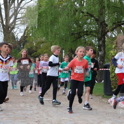 25.04.2026 - Das Zehntel Zöllner http://msf.ph/oto/9623766 25.04.2026 07:42:36 Laufen 1985 meine-sportfotos.de
