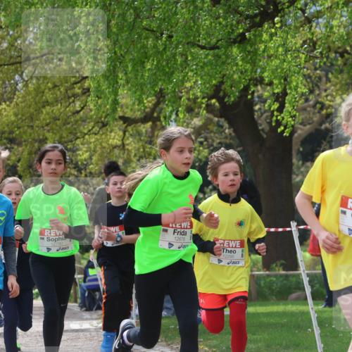 25.04.2026 - Das Zehntel Zöllner http://msf.ph/oto/9623785 25.04.2026 11:40:05 Laufen 12150, 11339, 12790, 12676, 12295, 12318 meine-sportfotos.de