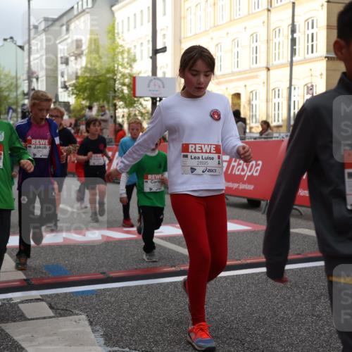 25.04.2026 - Das Zehntel Strokosch-Dieckow http://msf.ph/oto/9623808 25.04.2026 08:56:46 Ziel 1113, 1131, 1302, 1316, 1645, 1649, 1717, 1740, 1828, 1877, 1959, 2296, 2463, 2474, 2478, 2565, 2594, 2615, 2669, 2895, 3002, 3059, 3520, 3526, 3745, 3844, 3847, 3849, 3963, 4058 meine-sportfotos.de