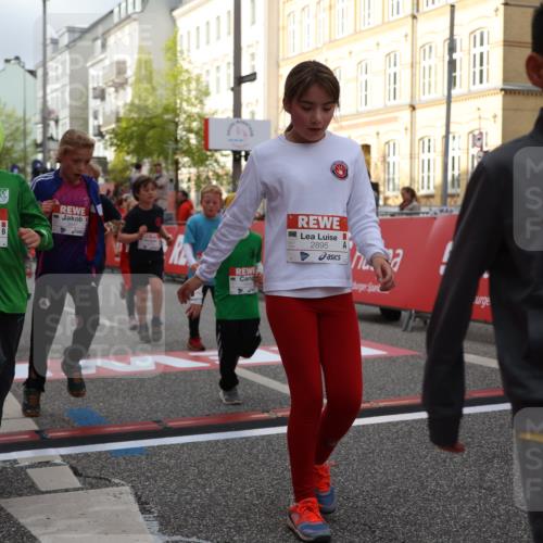 25.04.2026 - Das Zehntel Strokosch-Dieckow http://msf.ph/oto/9623814 25.04.2026 08:56:46 Ziel 1113, 1131, 1302, 1316, 1645, 1649, 1717, 1740, 1828, 1877, 1959, 2296, 2463, 2474, 2478, 2565, 2594, 2615, 2669, 2895, 3002, 3059, 3520, 3526, 3745, 3844, 3847, 3849, 3963, 4058 meine-sportfotos.de
