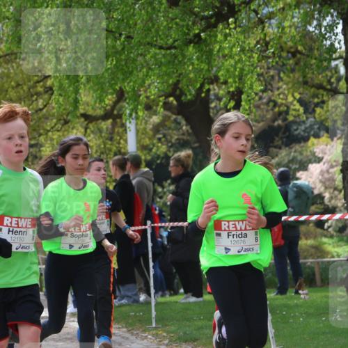 25.04.2026 - Das Zehntel Zöllner http://msf.ph/oto/9623817 25.04.2026 11:40:06 Laufen 12150, 12790, 12676 meine-sportfotos.de