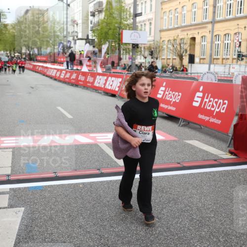 25.04.2026 - Das Zehntel Strokosch-Dieckow http://msf.ph/oto/9623820 25.04.2026 09:15:24 Ziel 1651 meine-sportfotos.de