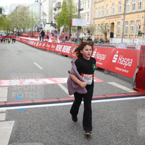 25.04.2026 - Das Zehntel Strokosch-Dieckow http://msf.ph/oto/9623829 25.04.2026 09:15:24 Ziel 1651 meine-sportfotos.de