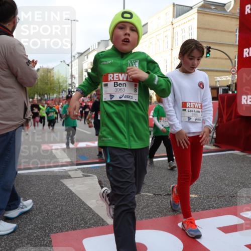 25.04.2026 - Das Zehntel Strokosch-Dieckow http://msf.ph/oto/9623847 25.04.2026 08:56:47 Ziel 1004, 1113, 1131, 1302, 1316, 1645, 1649, 1717, 1740, 1828, 1877, 1959, 2078, 2296, 2463, 2474, 2478, 2565, 2594, 2606, 2615, 2895, 3002, 3059, 3093, 3196, 3206, 3520, 3526, 3745, 3844, 3847, 3891, 3963 meine-sportfotos.de