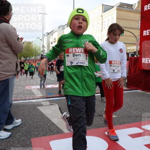 25.04.2026 - Das Zehntel Strokosch-Dieckow http://msf.ph/oto/9623854 25.04.2026 08:56:47 Ziel 1004, 1113, 1131, 1302, 1316, 1645, 1649, 1717, 1740, 1828, 1877, 1959, 2078, 2296, 2463, 2474, 2478, 2565, 2594, 2606, 2615, 2895, 3002, 3059, 3093, 3196, 3206, 3520, 3526, 3745, 3844, 3847, 3891, 3963 meine-sportfotos.de