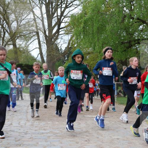 25.04.2026 - Das Zehntel Zöllner http://msf.ph/oto/9623855 25.04.2026 07:42:41 Laufen 44444, 3831, 1316 meine-sportfotos.de