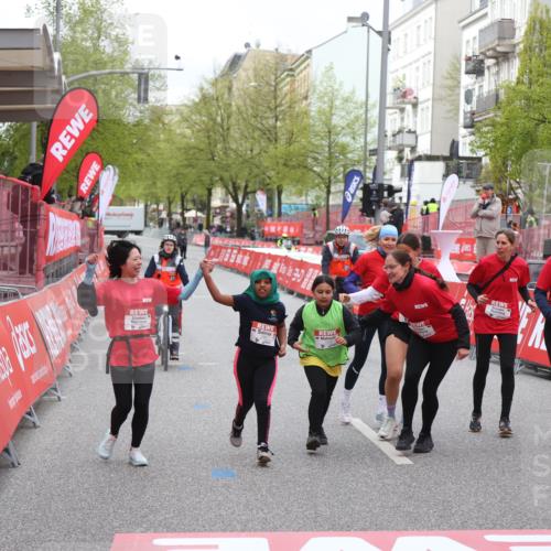 25.04.2026 - Das Zehntel Strokosch-Dieckow http://msf.ph/oto/9623886 25.04.2026 09:15:41 Ziel 1379 meine-sportfotos.de