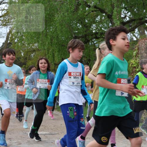 25.04.2026 - Das Zehntel Zöllner http://msf.ph/oto/9623910 25.04.2026 07:42:44 Laufen 1993, 1447, 25105, 1998 meine-sportfotos.de