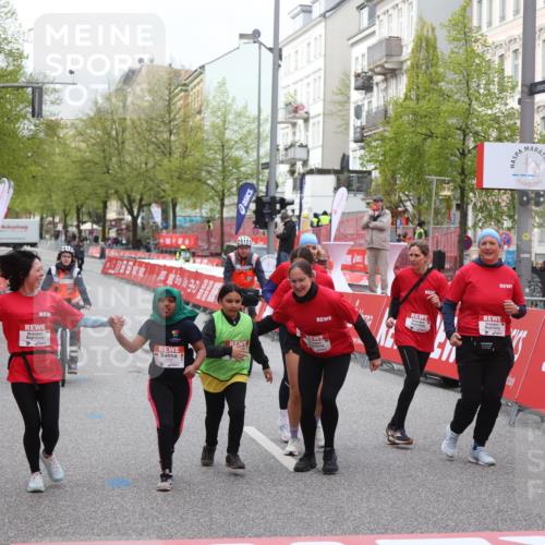 25.04.2026 - Das Zehntel Strokosch-Dieckow http://msf.ph/oto/9623914 25.04.2026 09:15:41 Ziel 1379 meine-sportfotos.de