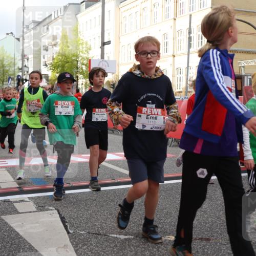 25.04.2026 - Das Zehntel Strokosch-Dieckow http://msf.ph/oto/9623915 25.04.2026 08:56:48 Ziel 1004, 1113, 1131, 1302, 1307, 1316, 1369, 1645, 1649, 1717, 1740, 1828, 1877, 1959, 2078, 2296, 2323, 2463, 2474, 2478, 2594, 2606, 2895, 3002, 3059, 3093, 3196, 3206, 3520, 3526, 3745, 3847, 3891, 3963 meine-sportfotos.de