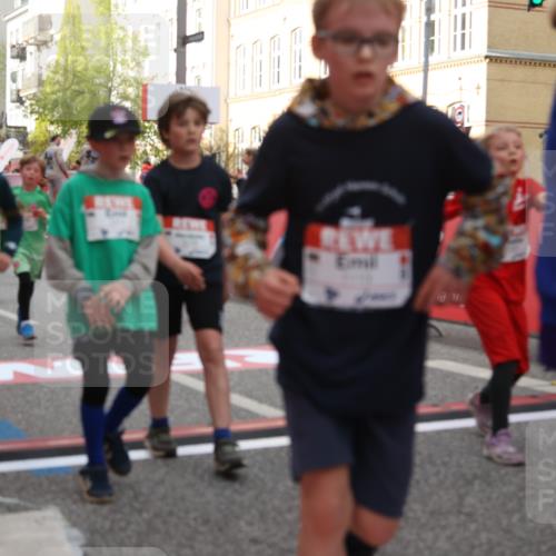 25.04.2026 - Das Zehntel Strokosch-Dieckow http://msf.ph/oto/9623920 25.04.2026 08:56:48 Ziel 1004, 1113, 1131, 1302, 1307, 1316, 1369, 1645, 1649, 1717, 1740, 1828, 1877, 1959, 2078, 2296, 2323, 2463, 2474, 2478, 2594, 2606, 2895, 3002, 3059, 3093, 3196, 3206, 3520, 3526, 3745, 3847, 3891, 3963 meine-sportfotos.de