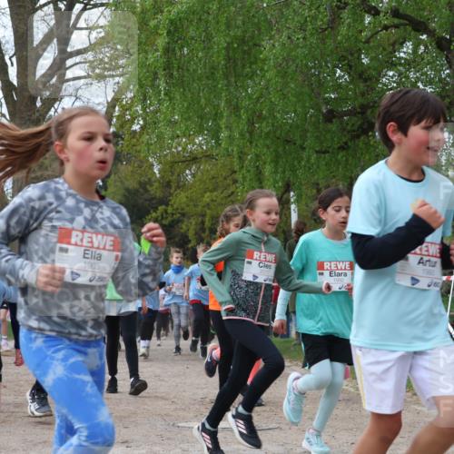 25.04.2026 - Das Zehntel Zöllner http://msf.ph/oto/9623927 25.04.2026 07:42:45 Laufen 1770, 1003, 2017, 1992, 1998 meine-sportfotos.de