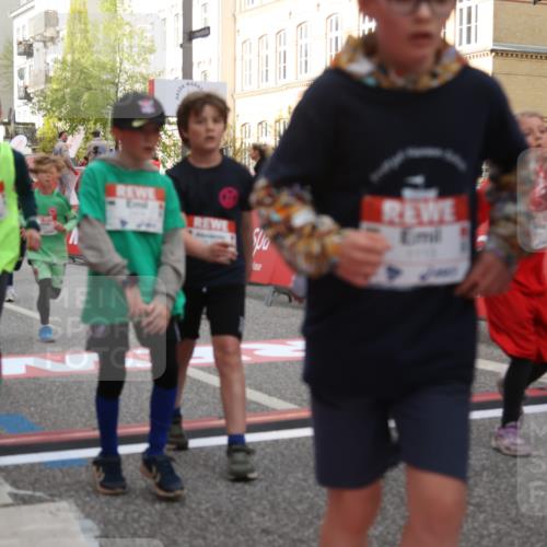 25.04.2026 - Das Zehntel Strokosch-Dieckow http://msf.ph/oto/9623930 25.04.2026 08:56:48 Ziel 1004, 1113, 1131, 1302, 1307, 1316, 1369, 1645, 1649, 1717, 1740, 1828, 1877, 1959, 2078, 2296, 2323, 2463, 2474, 2478, 2594, 2606, 2895, 3002, 3059, 3093, 3196, 3206, 3520, 3526, 3745, 3847, 3891, 3963 meine-sportfotos.de