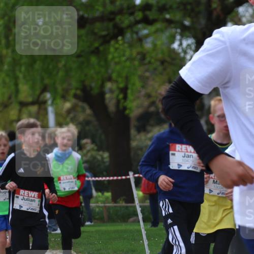 25.04.2026 - Das Zehntel Zöllner http://msf.ph/oto/9623948 25.04.2026 11:40:08 Laufen 11266, 10429, 13034, 11101 meine-sportfotos.de