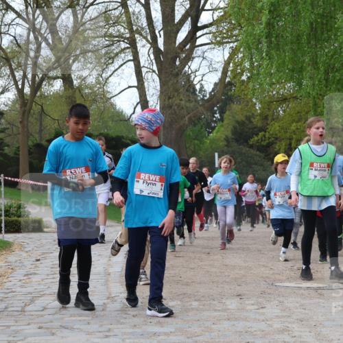 25.04.2026 - Das Zehntel Zöllner http://msf.ph/oto/9623951 25.04.2026 07:42:47 Laufen 1770 meine-sportfotos.de