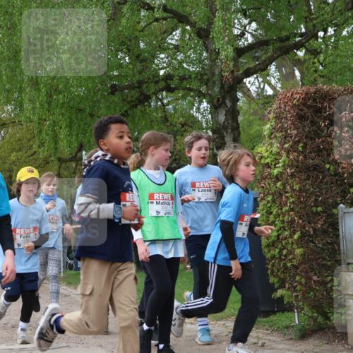 25.04.2026 - Das Zehntel Zöllner http://msf.ph/oto/9623973 25.04.2026 07:42:48 Laufen 3342, 1191, 1770, 120 meine-sportfotos.de