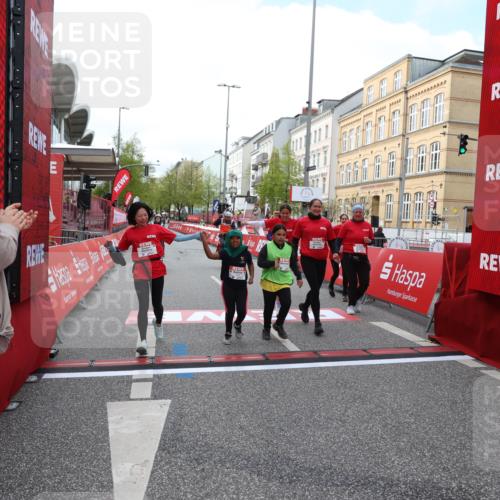25.04.2026 - Das Zehntel Strokosch-Dieckow http://msf.ph/oto/9624014 25.04.2026 09:15:43 Ziel 1379, 2209 meine-sportfotos.de