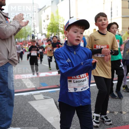 25.04.2026 - Das Zehntel Strokosch-Dieckow http://msf.ph/oto/9624025 25.04.2026 08:56:54 Ziel 1004, 1134, 1307, 1369, 1562, 1567, 2040, 2078, 2217, 2229, 2323, 2463, 2478, 2484, 2606, 2607, 3065, 3093, 3196, 3206, 3610, 3715, 3718, 3722, 3803, 3891, 3950 meine-sportfotos.de
